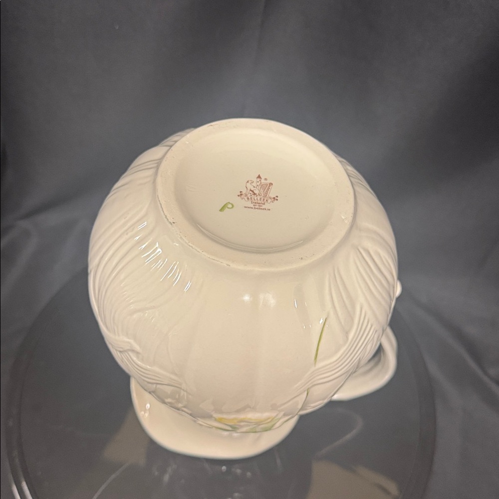 Belleek Floral Springtime Pitcher/Yellow Daffodil Plain Shamrock - Picture 6 of 7